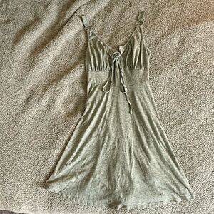 Green Sleeveless Dress